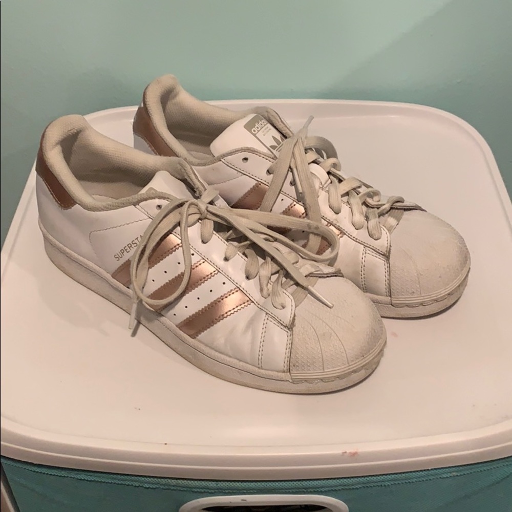 rose gold Adidas super stars